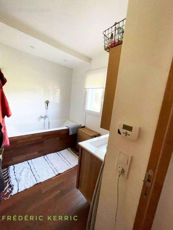 Maison à LA VALETTE-DU-VAR