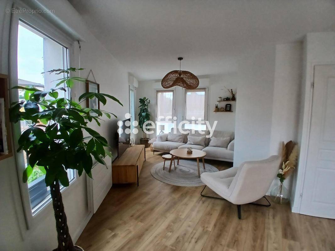 Appartement à MARCQ-EN-BAROEUL