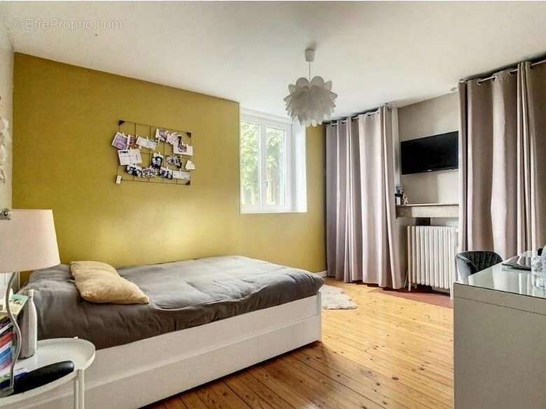 Maison à LA CHAPELLE-D&#039;ARMENTIERES