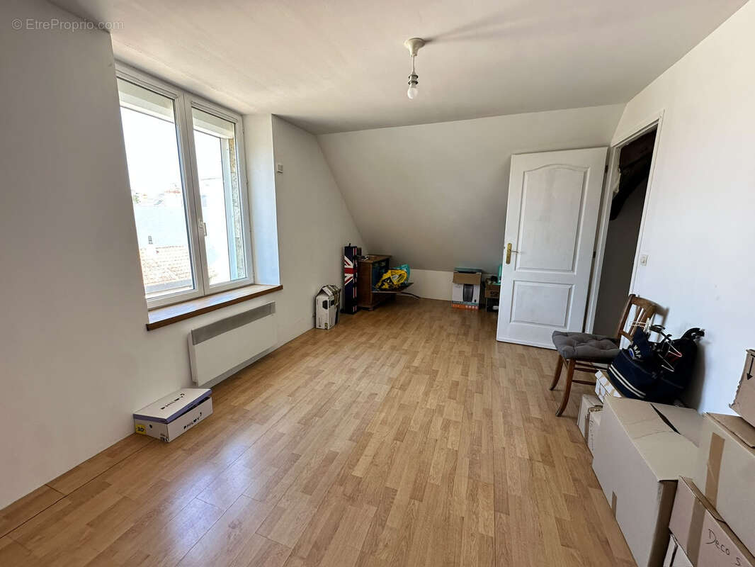 Appartement de caractère de 130 m2 en plein centre de Fay-aux-Loges - photo 6