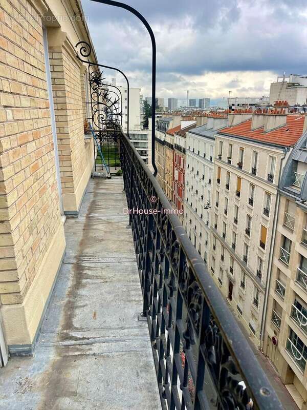Appartement à PARIS-15E