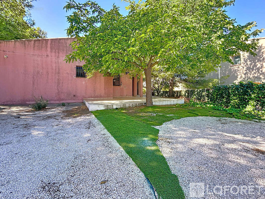 Maison CARRO 4 pièce(s) 82 m2 - photo 9