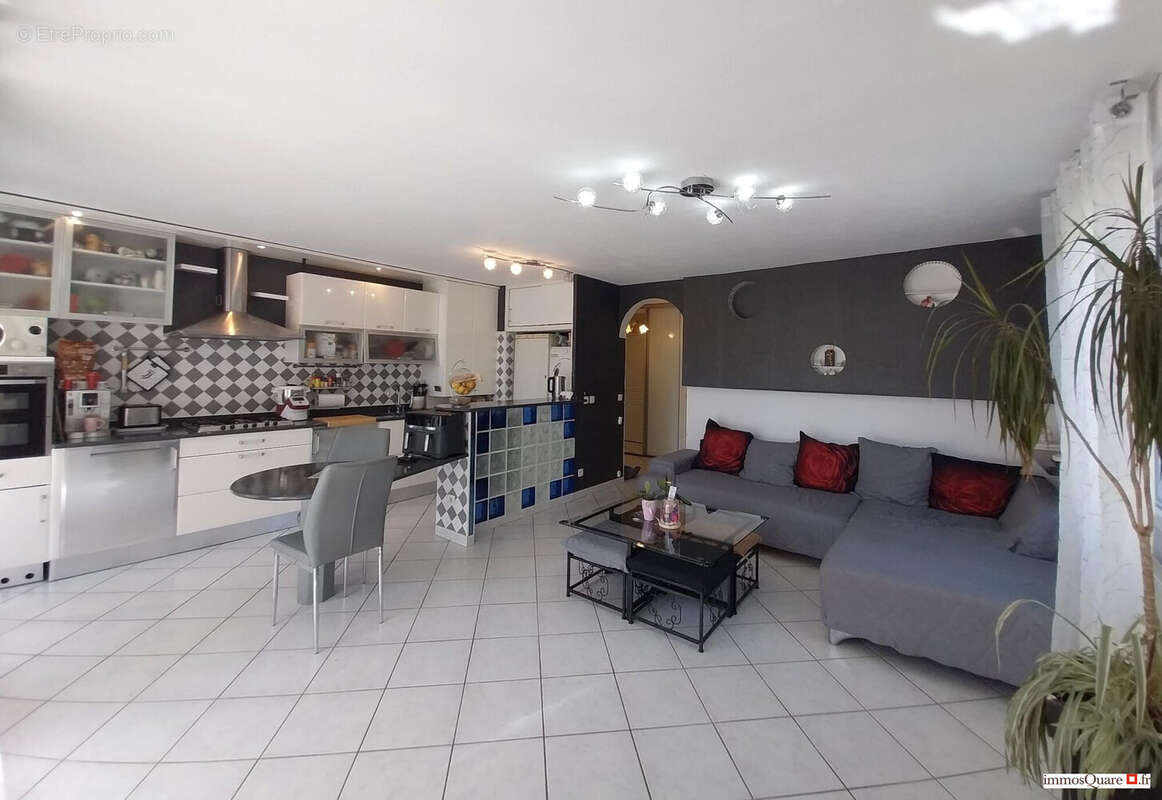 Appartement à SASSENAGE