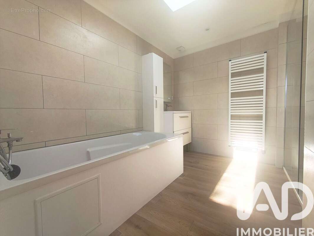Maison 86 m² à Wallon-Cappel  - photo 3