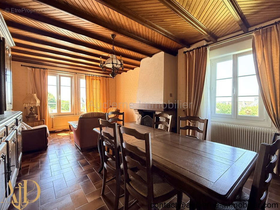 Maison à PLOUHINEC