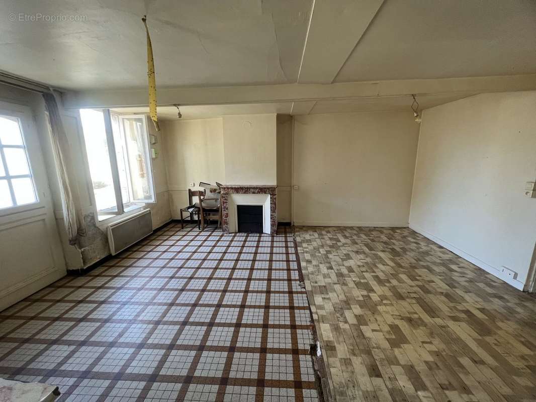 Maison à BONNY-SUR-LOIRE