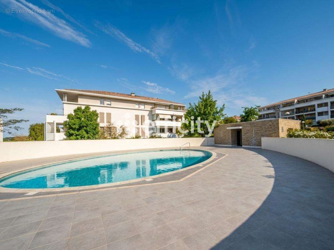 Appartement à PLAN-DE-CUQUES