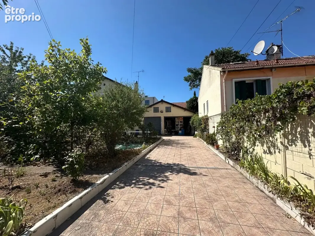 Photo Maison à Bobigny au prix de 528 000€