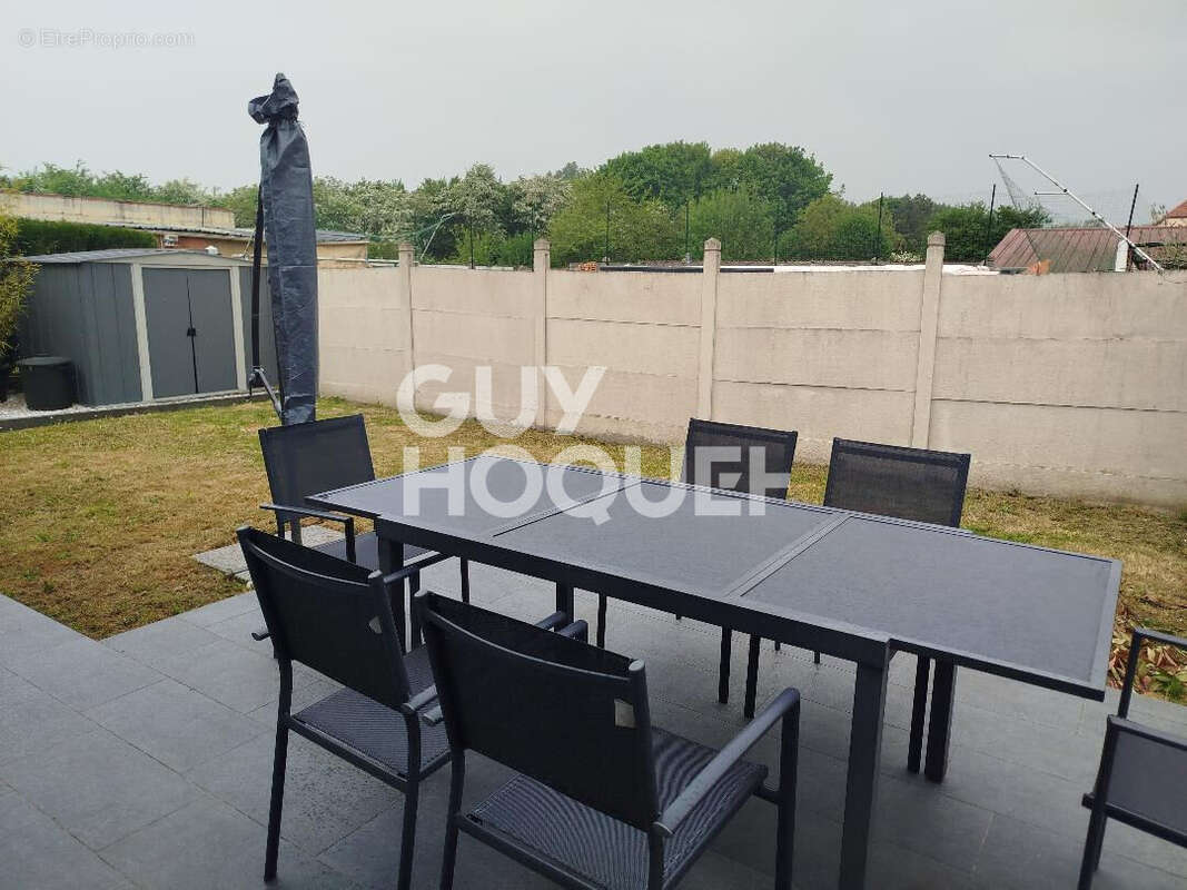 Maison à DOUCHY-LES-MINES