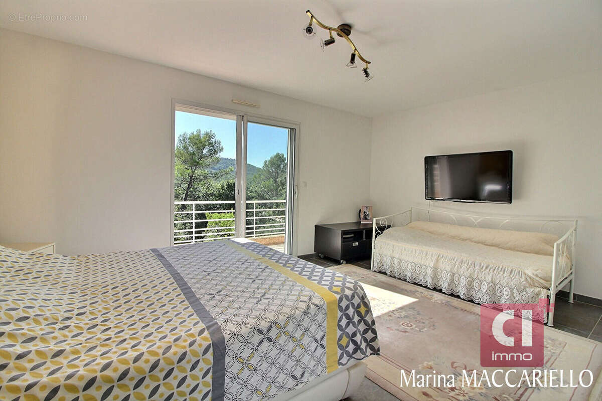 Maison à FORCALQUEIRET