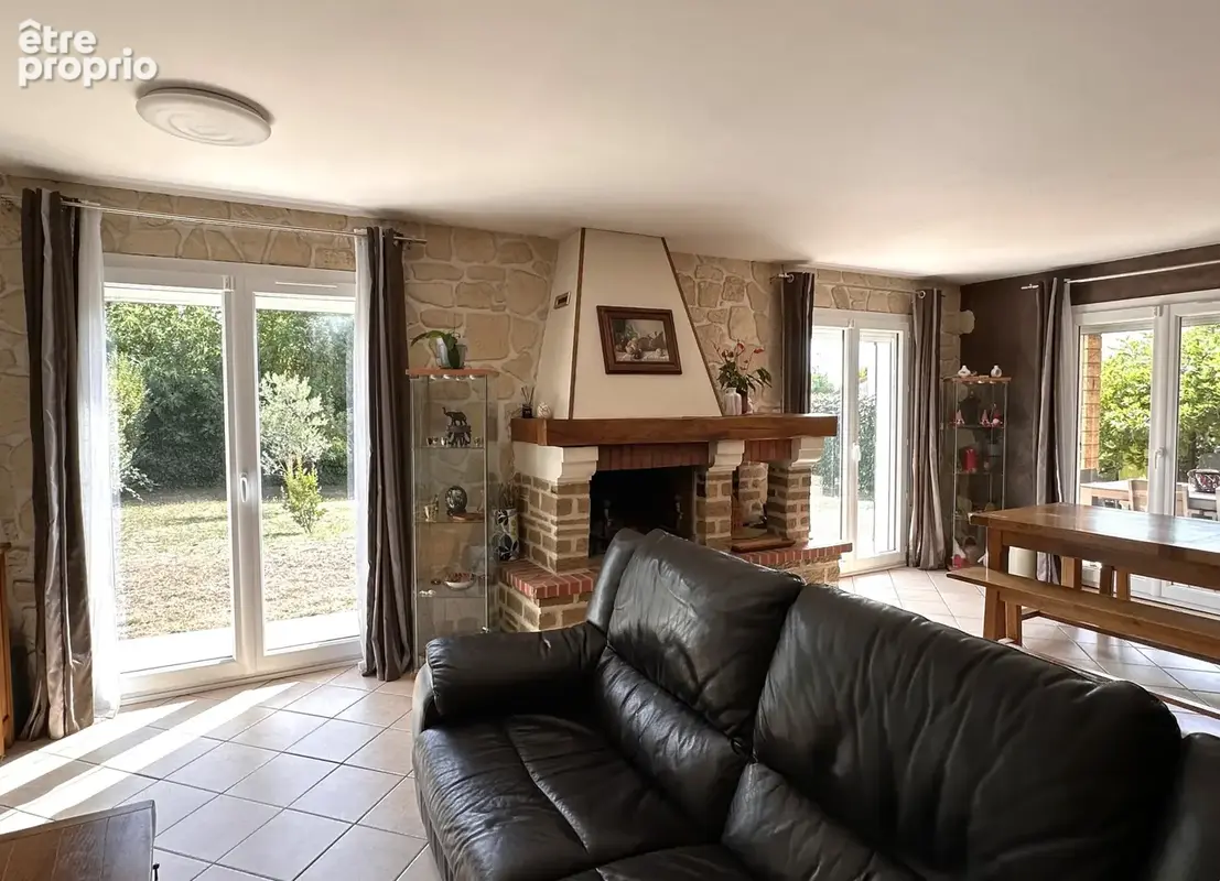 Belle maison familiale de 6 pieces de 148 m2 + annexes sur un terrain de 921 m2 - photo 8