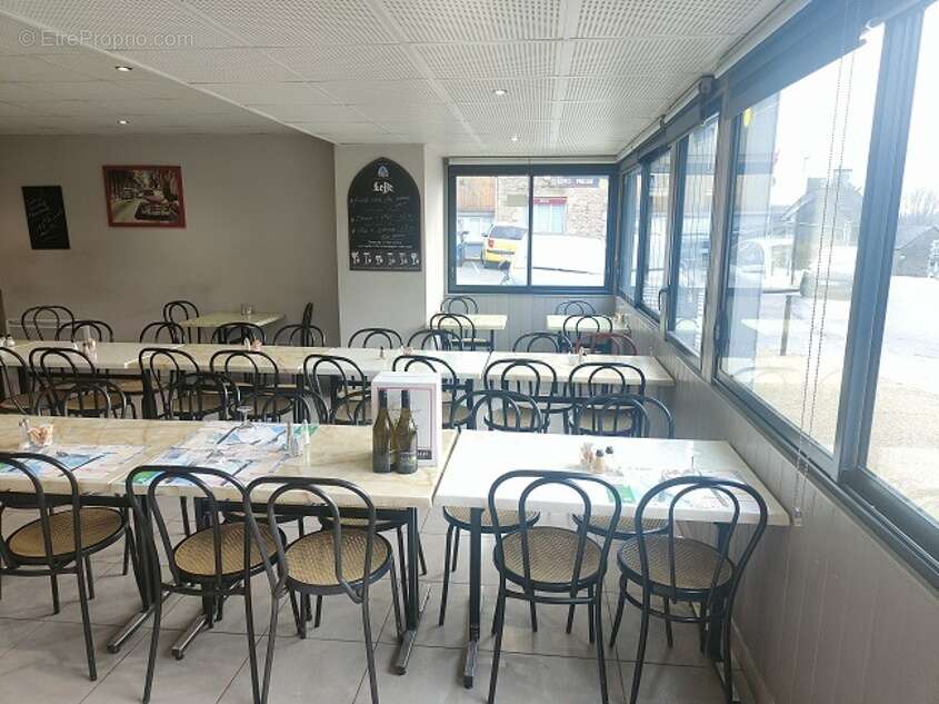 Commerce à PLESLIN-TRIGAVOU