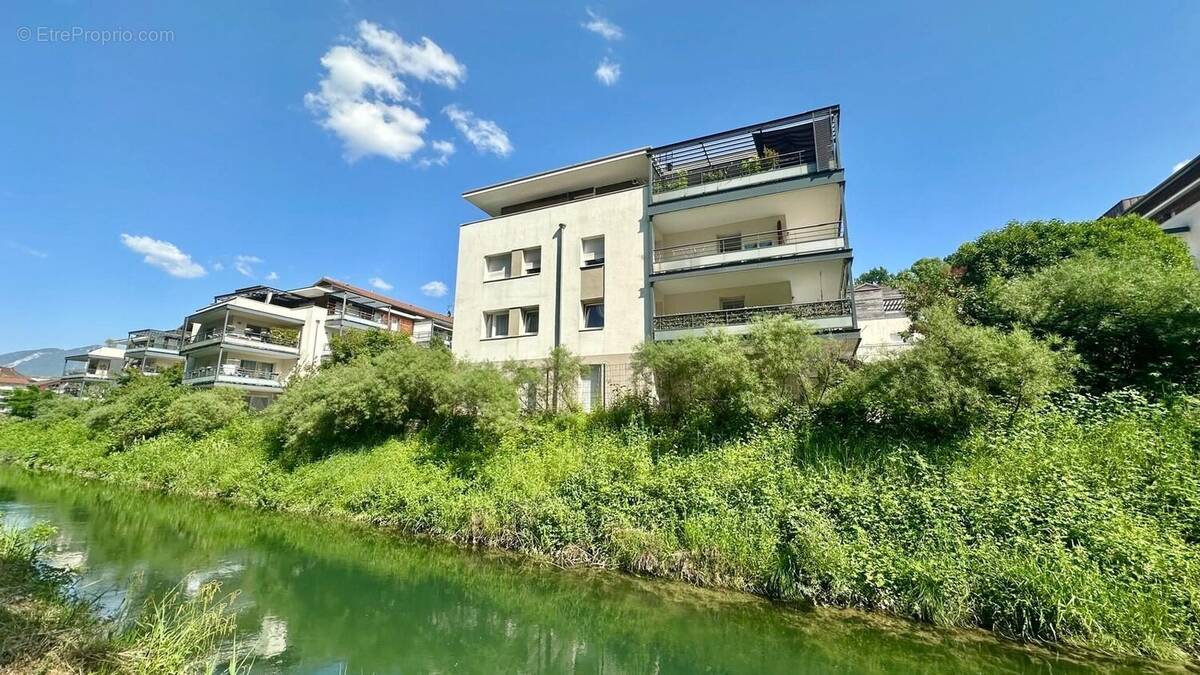 Appartement à ANNECY-LE-VIEUX