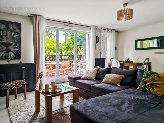 Appartement à TIGERY