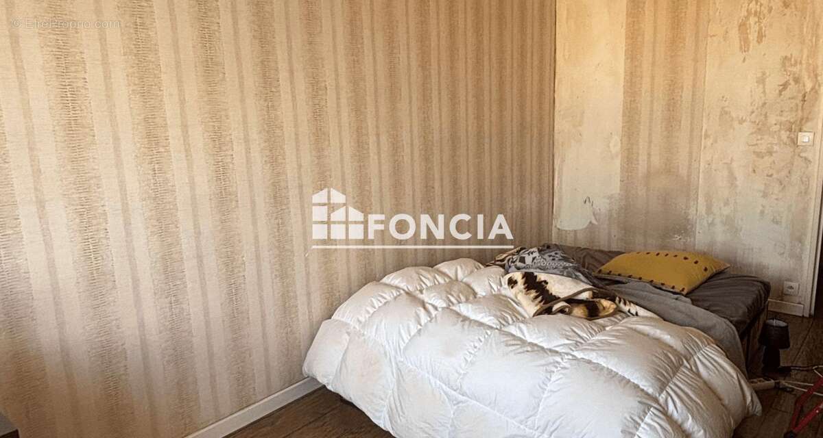 Appartement à STAINS