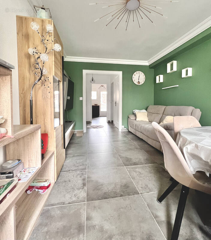 Appartement à SAINT-ETIENNE