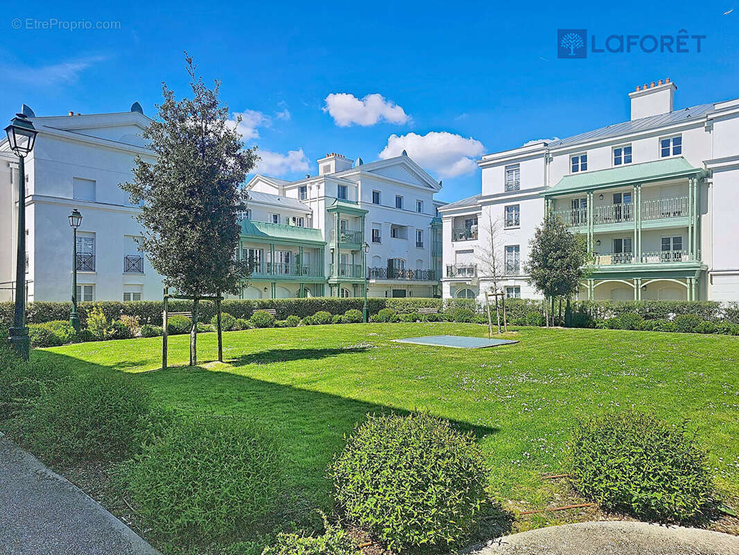 Appartement à SERRIS