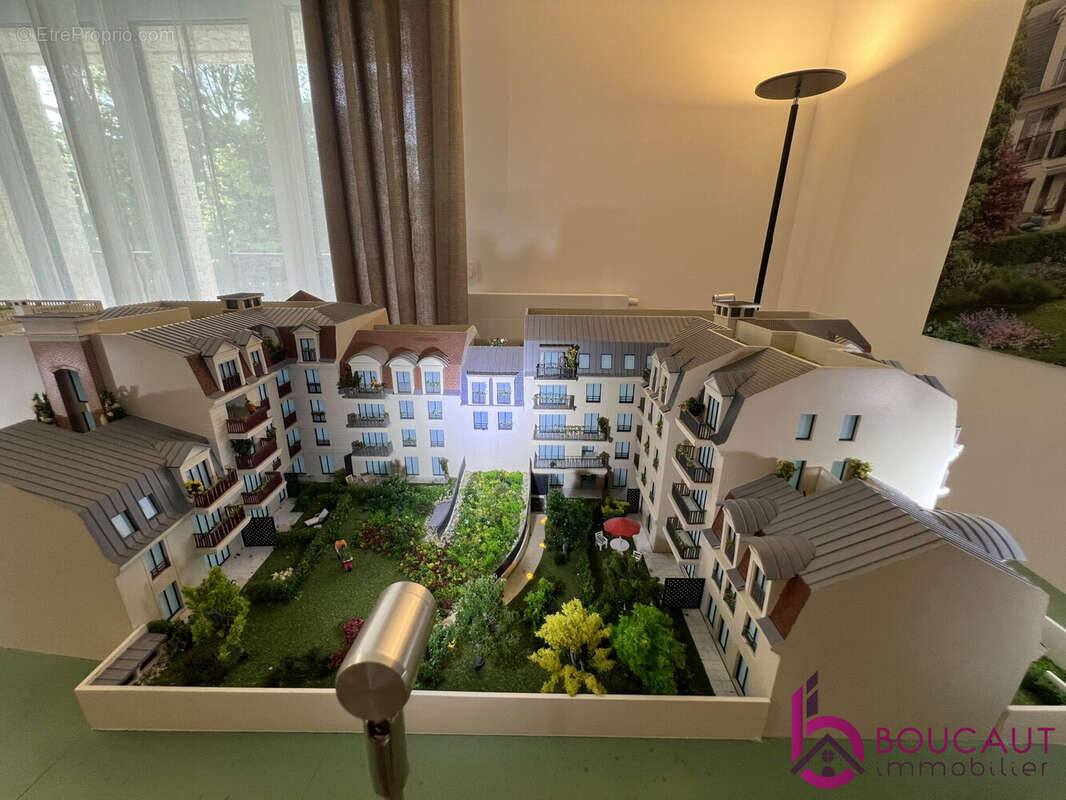 Appartement à LE PLESSIS-ROBINSON