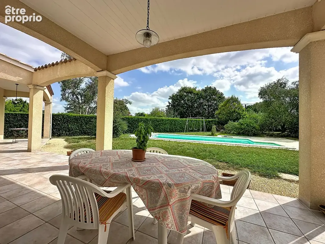 A vendre Maison Montauban 82 , 5 chambres, piscine , jardin et double garage - photo 7