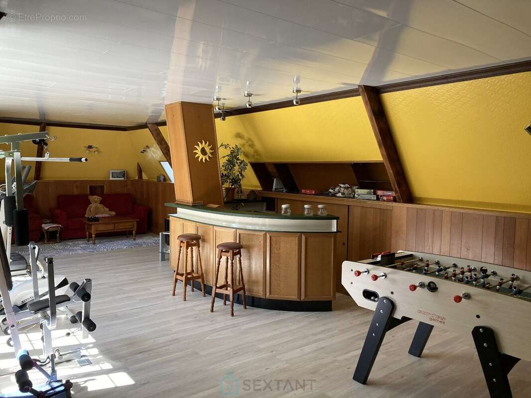 Villa située dans un secteur verdoyant très recherché - photo 9