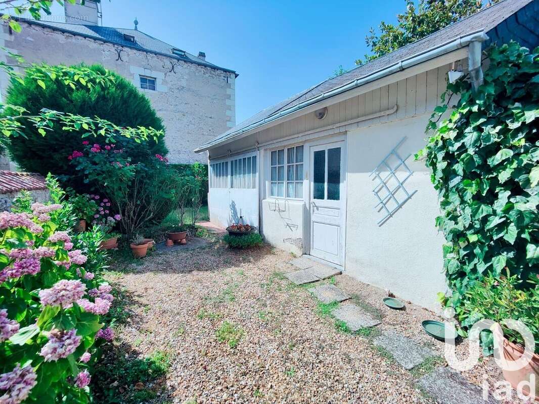 Photo 2 - Maison à REIGNAC-SUR-INDRE