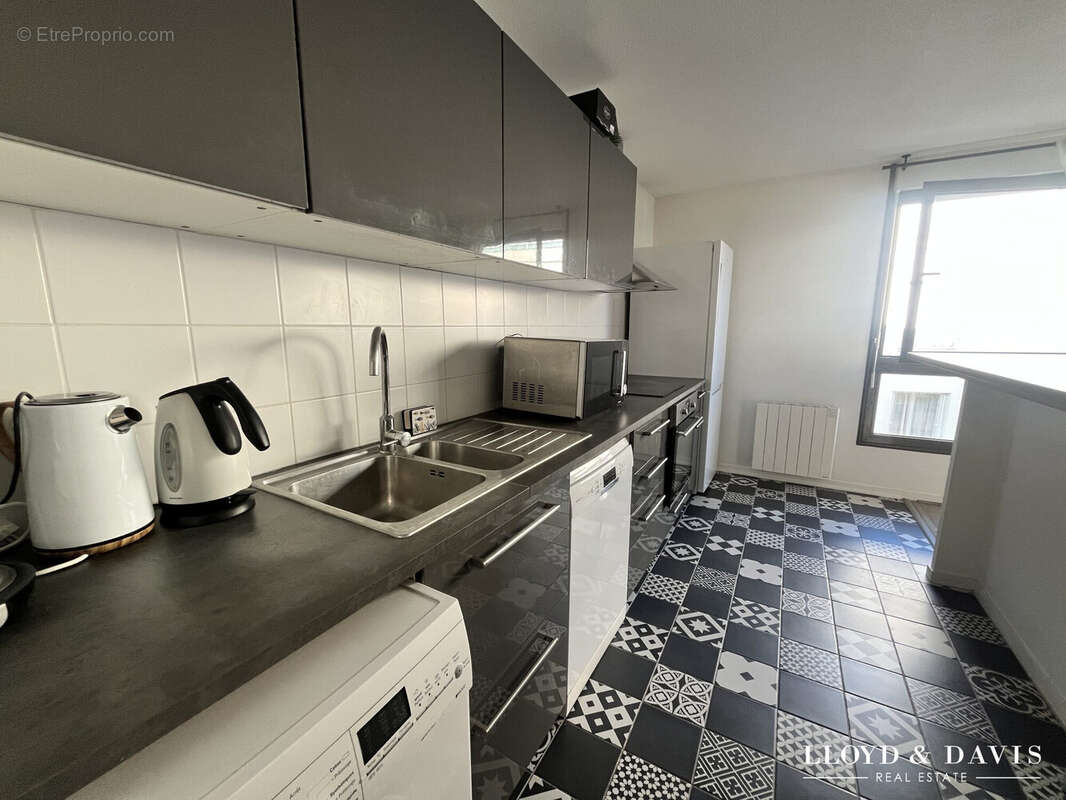 Appartement 79 m² à Bordeaux  - photo 2
