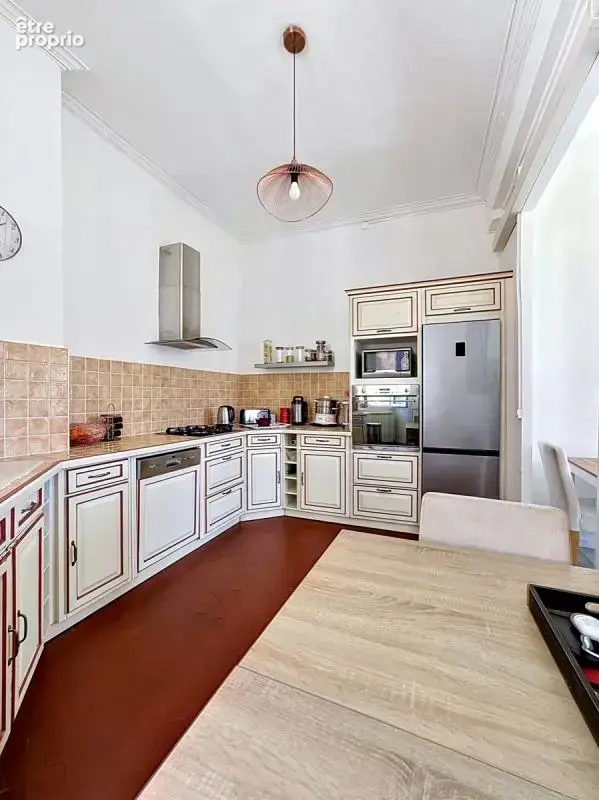Avignon - intramuros - appartement T3 - 72 m² - photo 10