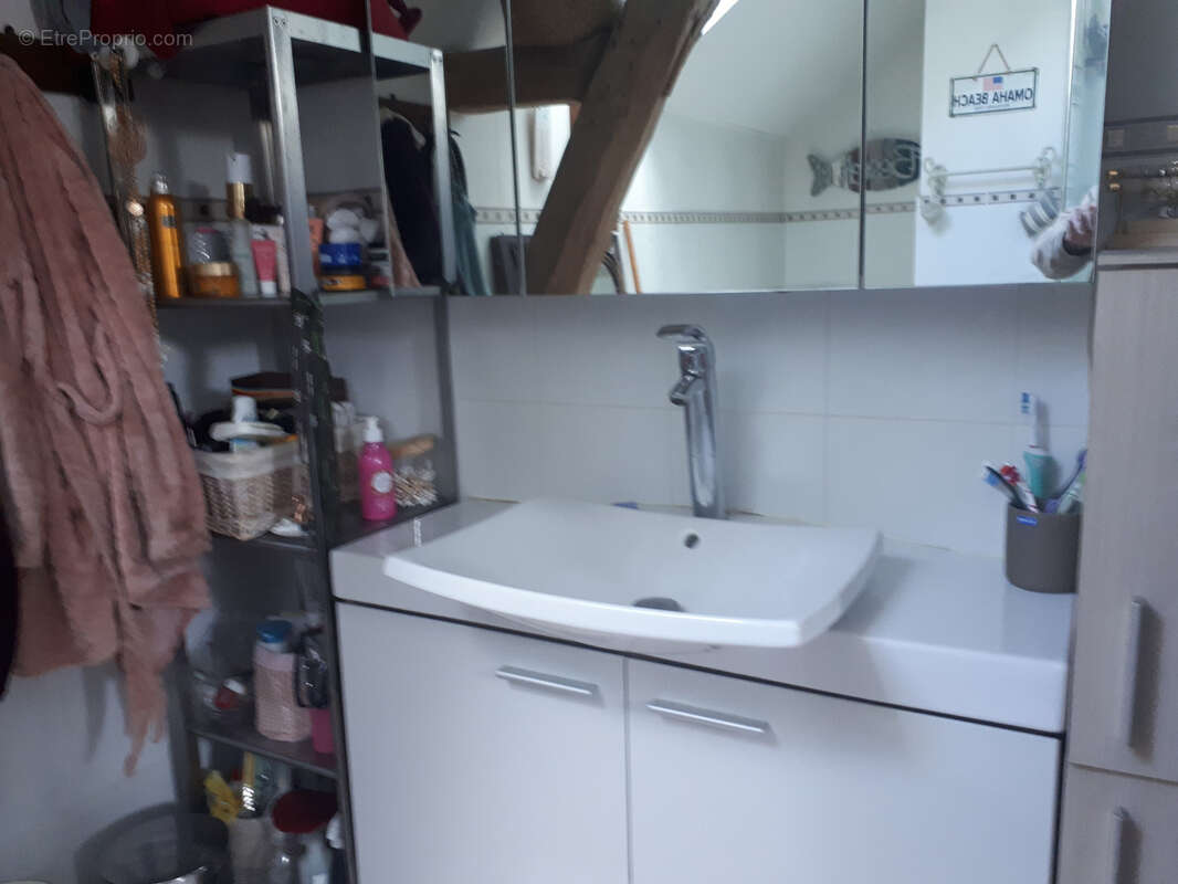 Maison à VAUX-SUR-VIENNE