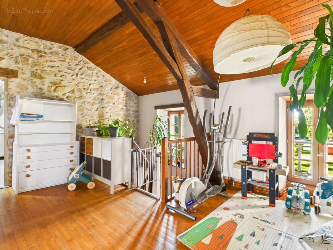 Belle maison rénovée avec 4 chambres - photo 11