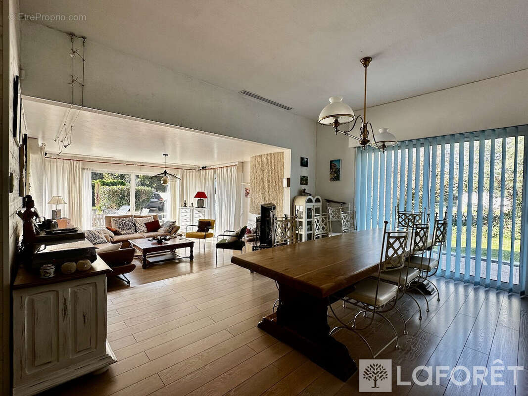 Maison à GUJAN-MESTRAS