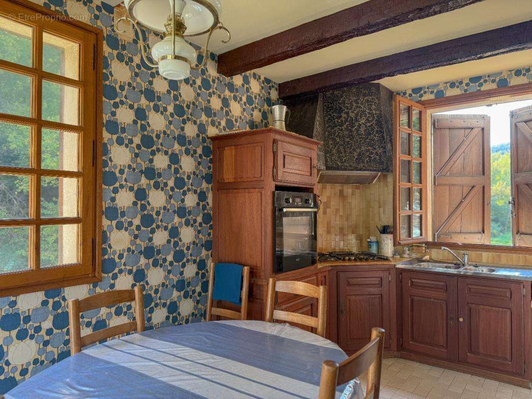 Maison à SAINT-ANTONIN-NOBLE-VAL