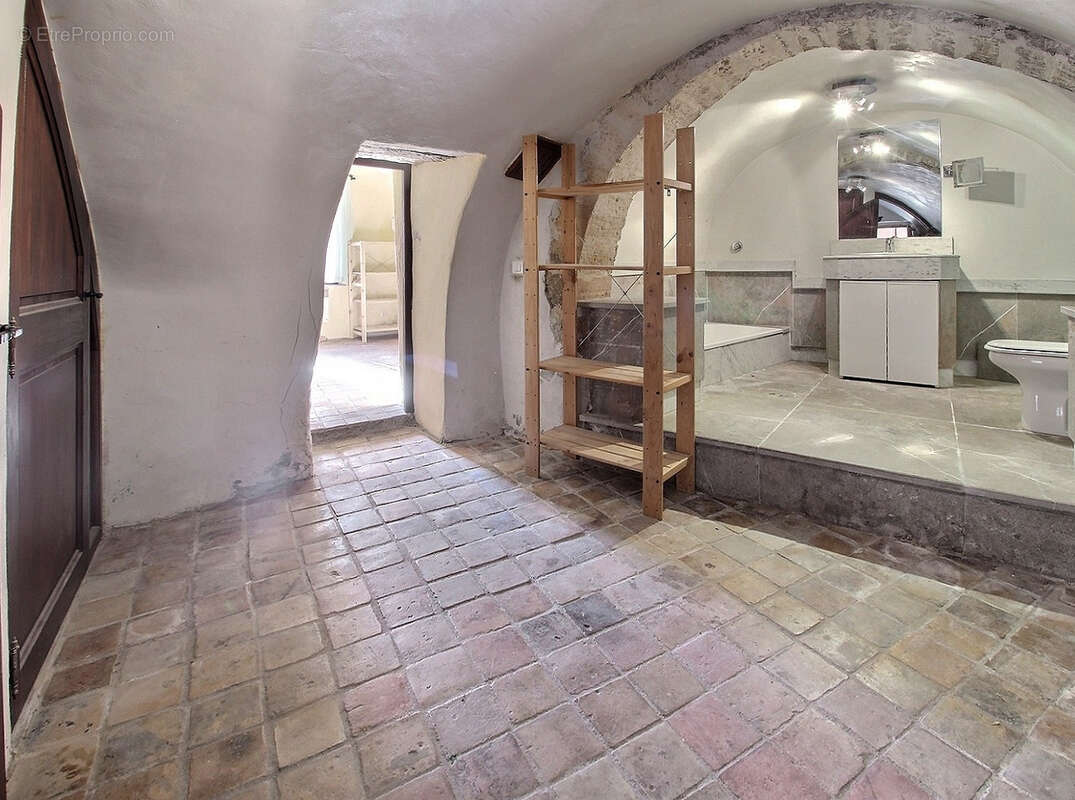 Maison à SAINT-MARTIN-DE-LONDRES