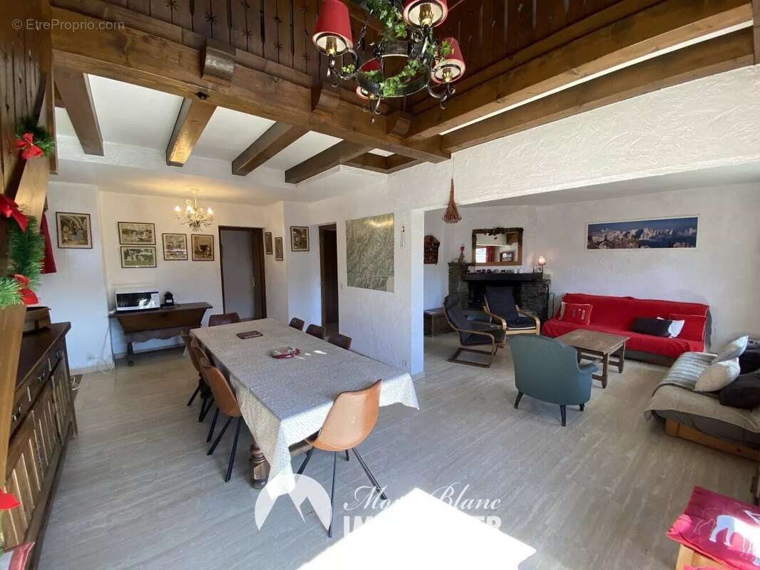 Appartement à COMBLOUX