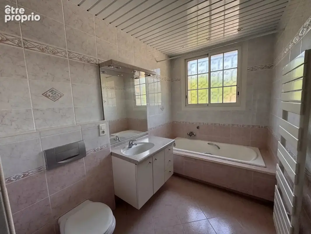 Cannes Montfleury, villa en pierres de 7 p sur 3200m² de terrain - photo 11