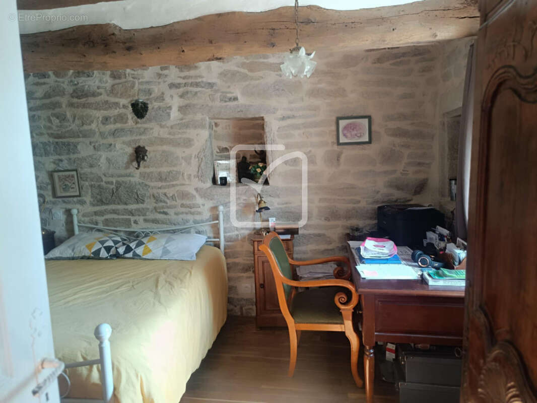 Longère ,Chaumière 161m2  Aux portes de Vannes (Saint-Nolff) - photo 8