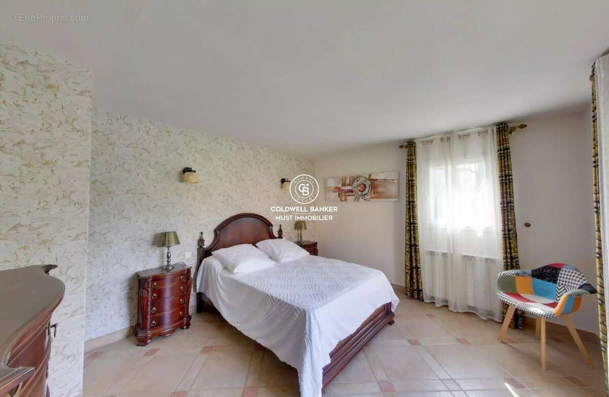 Maison à SAINT-CYPRIEN