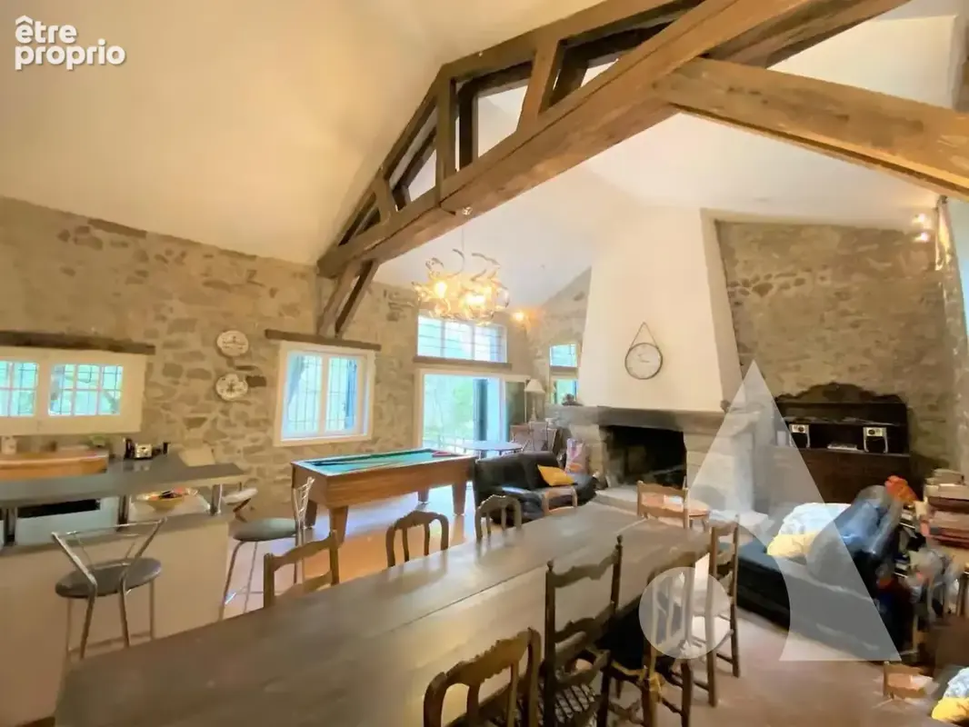 Bastide en pierre sur 1 hectare avec rivière, un lieu unique proche callas - photo 7