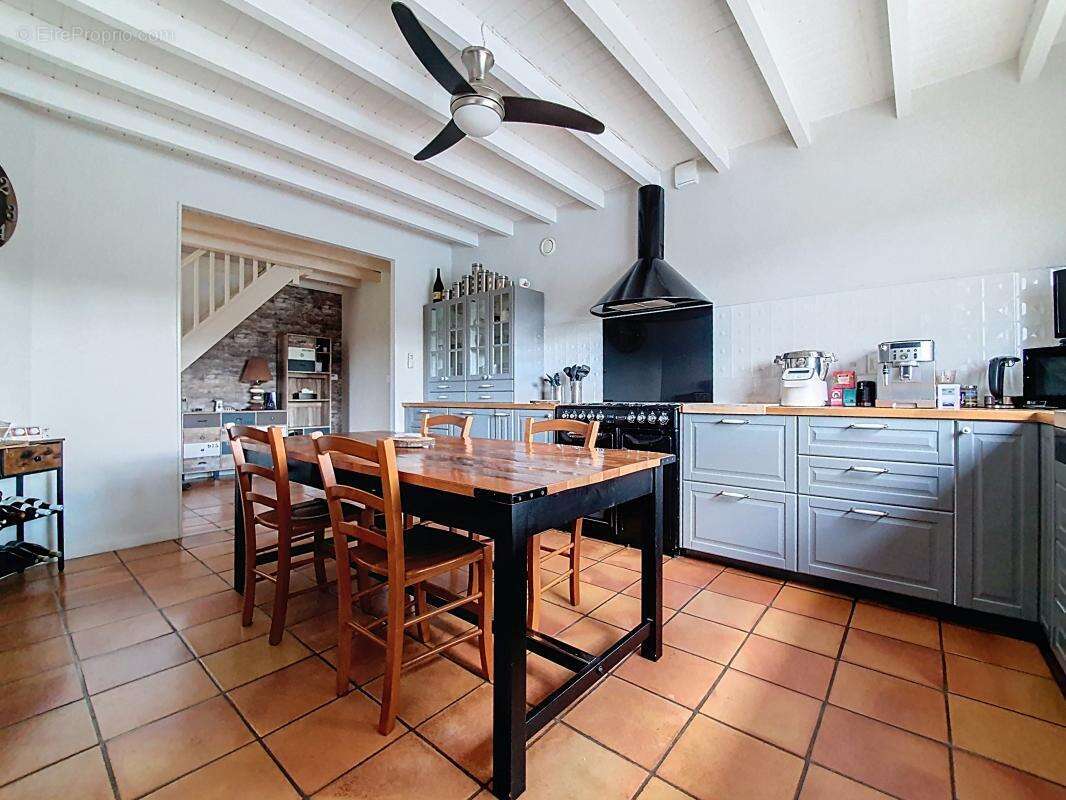 Maison à SERPAIZE