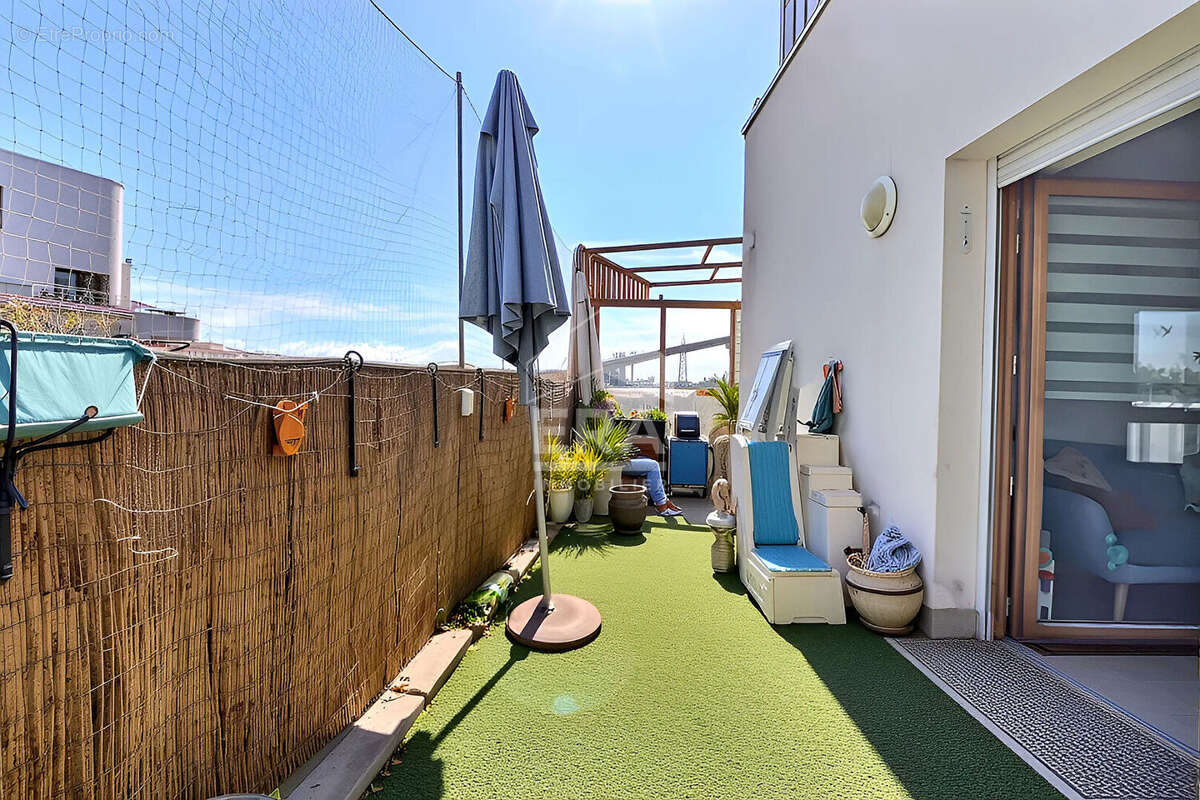 Appartement à SAINT-DENIS