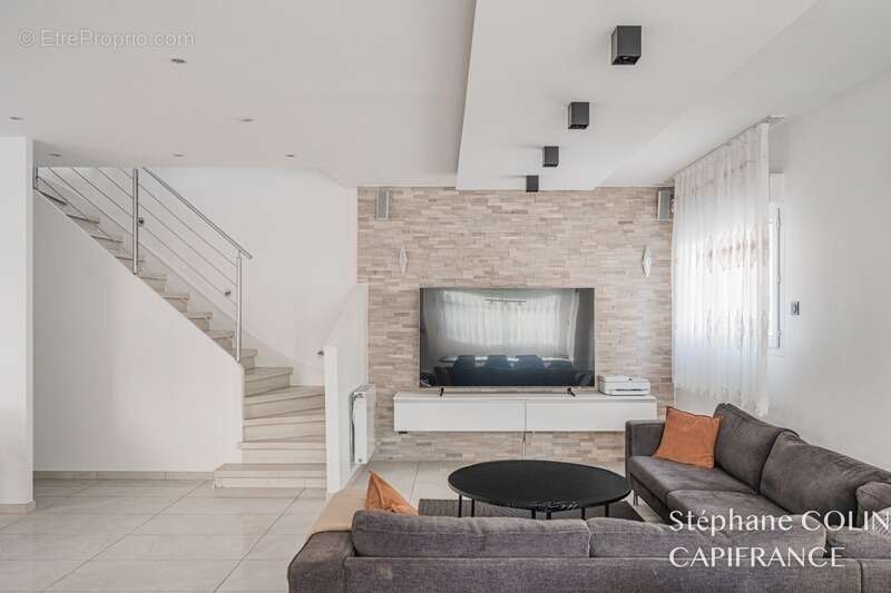 Maison à ECHIROLLES