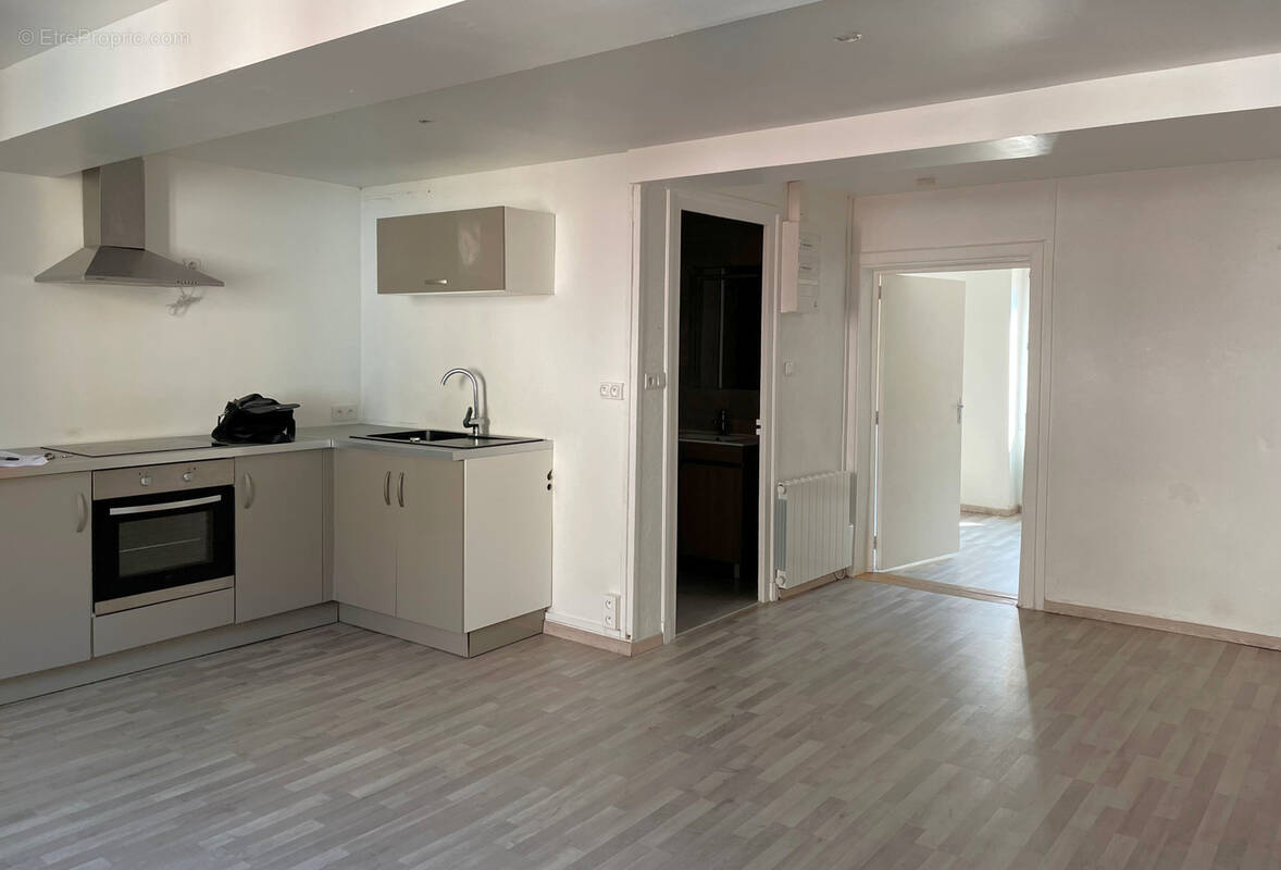 Appartement à CHATILLON-SUR-CHALARONNE