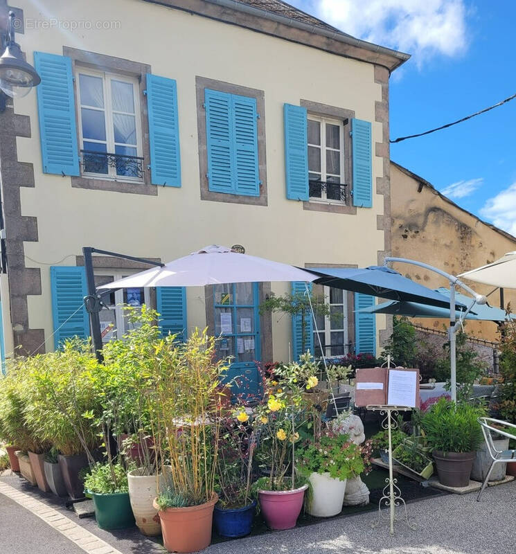 Maison à LAROCHEMILLAY