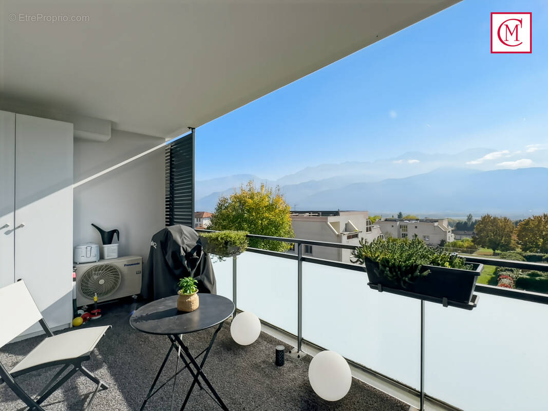 Appartement à SAINT-ISMIER