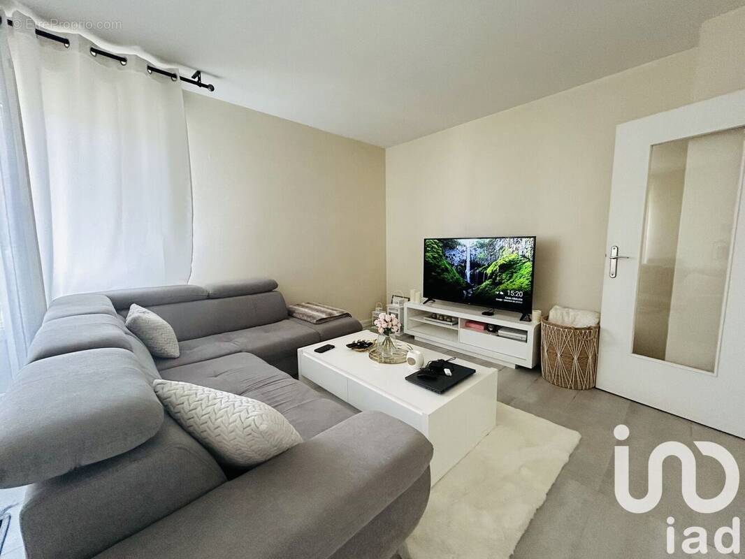 Photo 1 - Appartement à LA CHAPELLE-SAINT-MESMIN