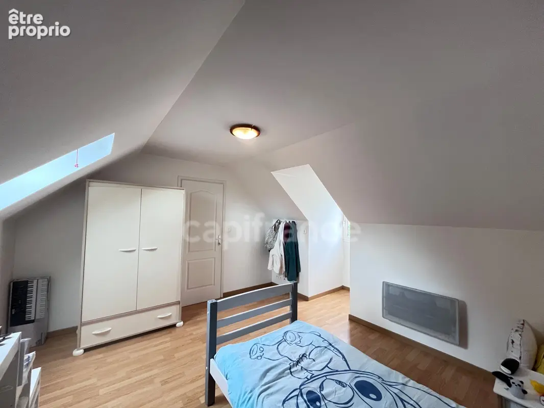 Pavillon familial sur sous sol total - 4 chambres -1 bureau - sur 626m2 de terrain - CHATILLON COLIGNY (45) - photo 11