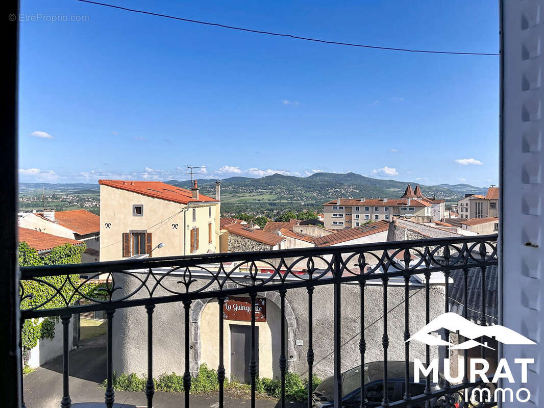 Maison à COURNON-D'AUVERGNE