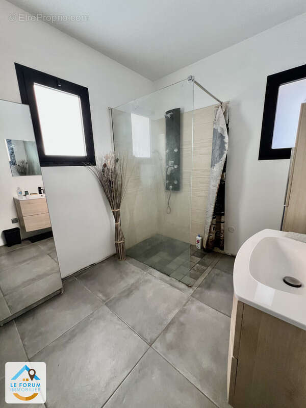 Maison à LE TAMPON