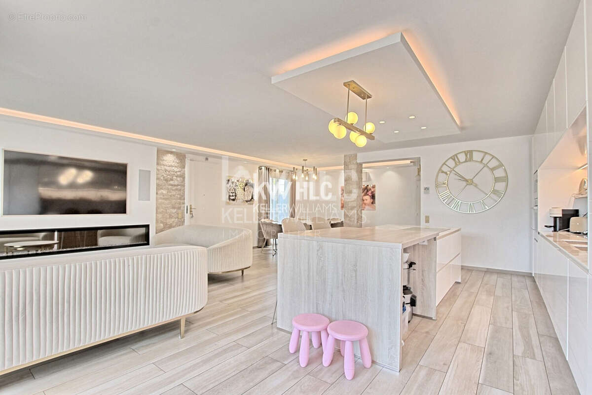 Maison 116 m² à Le Cannet  - photo 4
