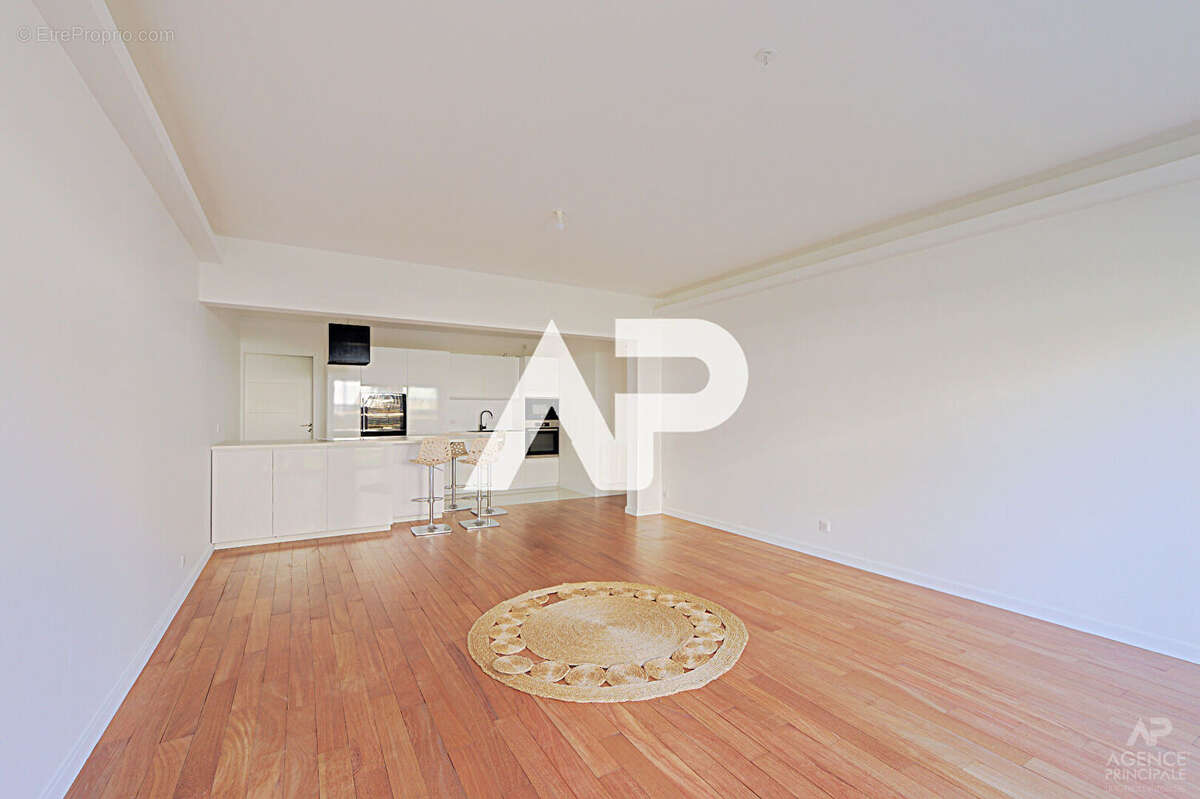 Appartement à RUEIL-MALMAISON