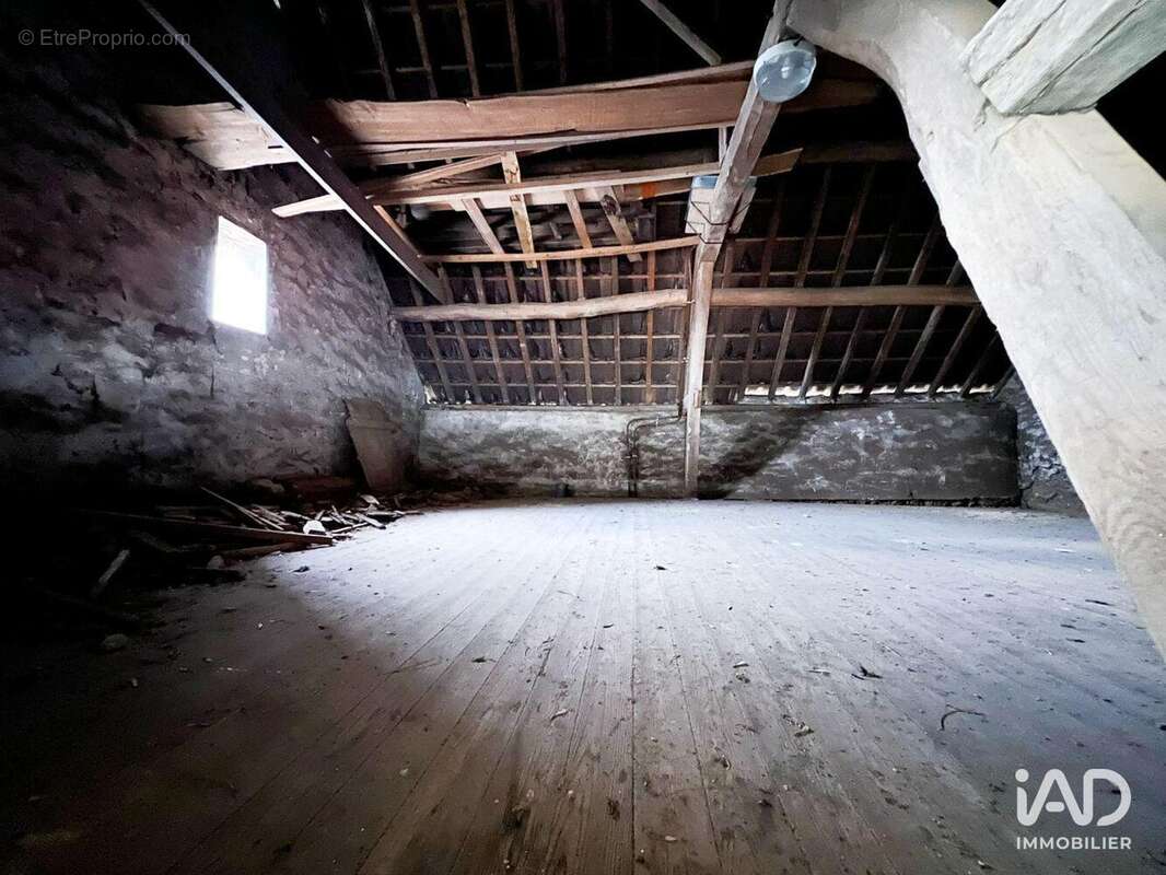 Photo 5 - Commerce à FAINS